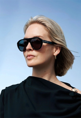 Isabel Bernard Sonnenbrille in Schwarz
