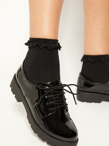 Scarpa bassa di Lipsy in nero