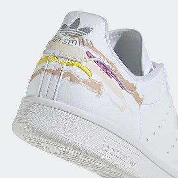 Sneaker bassa 'Thebe Magugu Stan Smith' di ADIDAS ORIGINALS in bianco