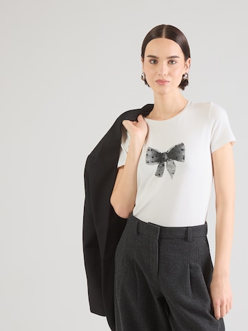 Tricou de la MORE & MORE pe alb: față