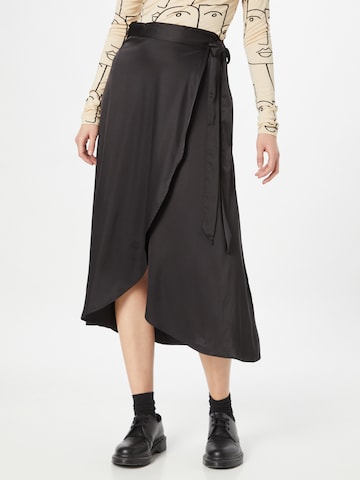 Monki Skirt in Black: front