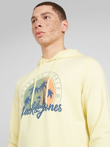 JACK & JONES - Sweatshirt 'SUMMER VIBE' em amarelo