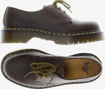 Dr. Martens Flats & Loafers in 41 in Brown: front