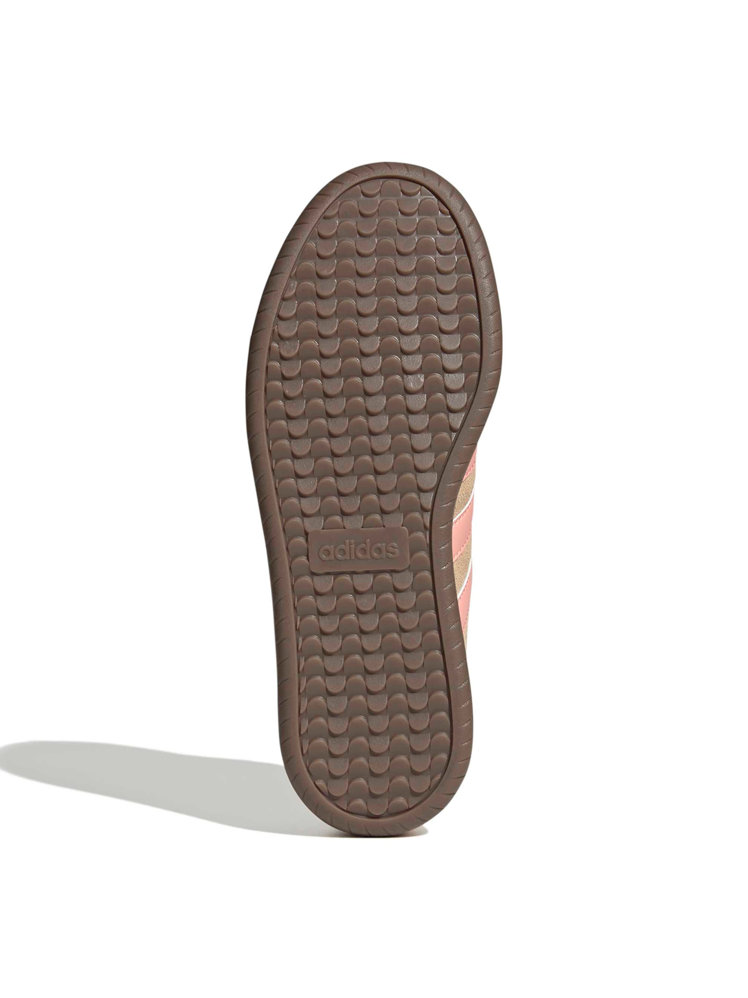 ADIDAS SPORTSWEAR Σνίκερ χαμηλό 'Barreda' σε καφέ