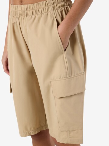 Noisy may Loosefit Cargobroek 'NMKirby' in Wit