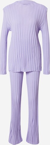 Misspap Loungewear in Purple: front