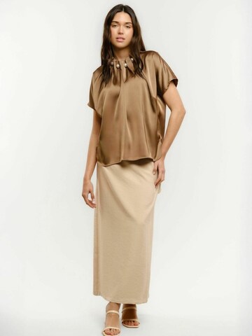 Liberte Essentiel Top ' PIP ' in Bruin