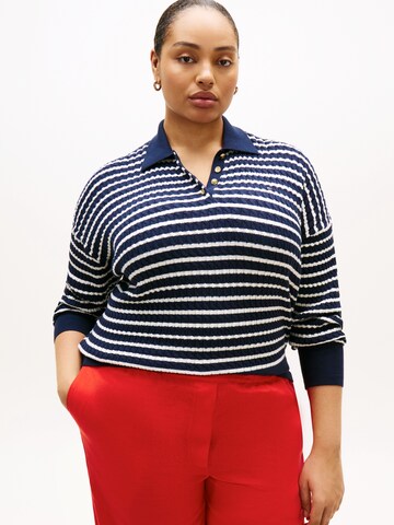 Pullover di Tommy Hilfiger Curve in blu: frontale