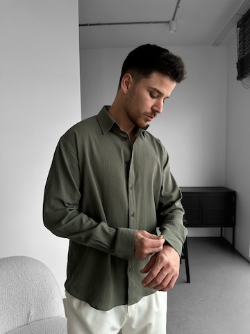 Comfort fit Camicia 'Regular Fit Cotton Shirt - Green' di Kleidermafia in verde