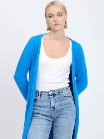 Geacă tricotată de la Influencer pe albastru
