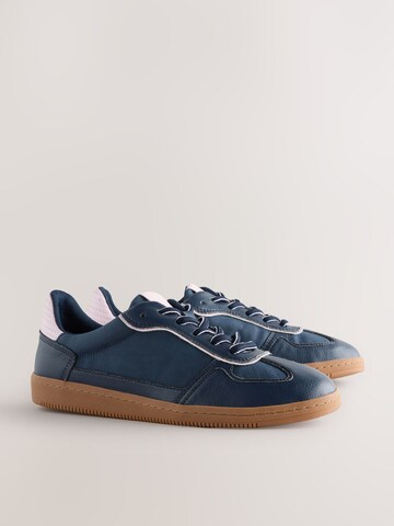 Next Platform trainers in Blue
