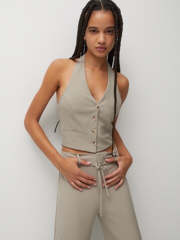 Pull&Bear Suit Vest in Grey: front