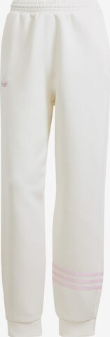 Effilé Pantalon ADIDAS ORIGINALS en blanc : devant