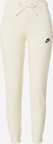 Tapered Pantaloni di Nike Sportswear in bianco: frontale