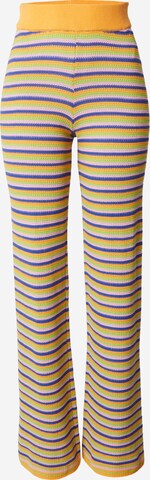 ABOUT YOU x Laura Giurcanu Normalny krój Spodnie 'Henrike' w kolorze mieszane kolory: przód
