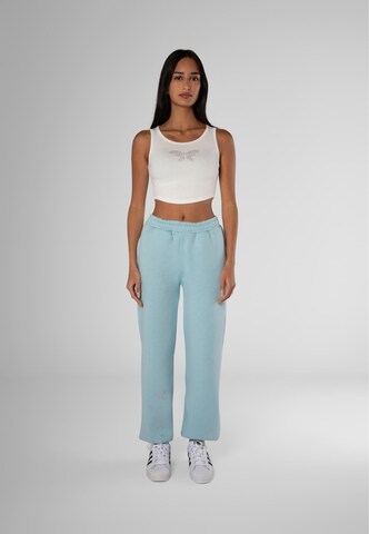 Felicious Loose fit Trousers in Blue