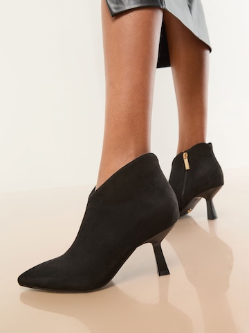 Lipsy Ankle boots in Black