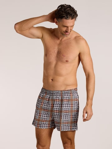 wavebreaker Board Shorts in Black