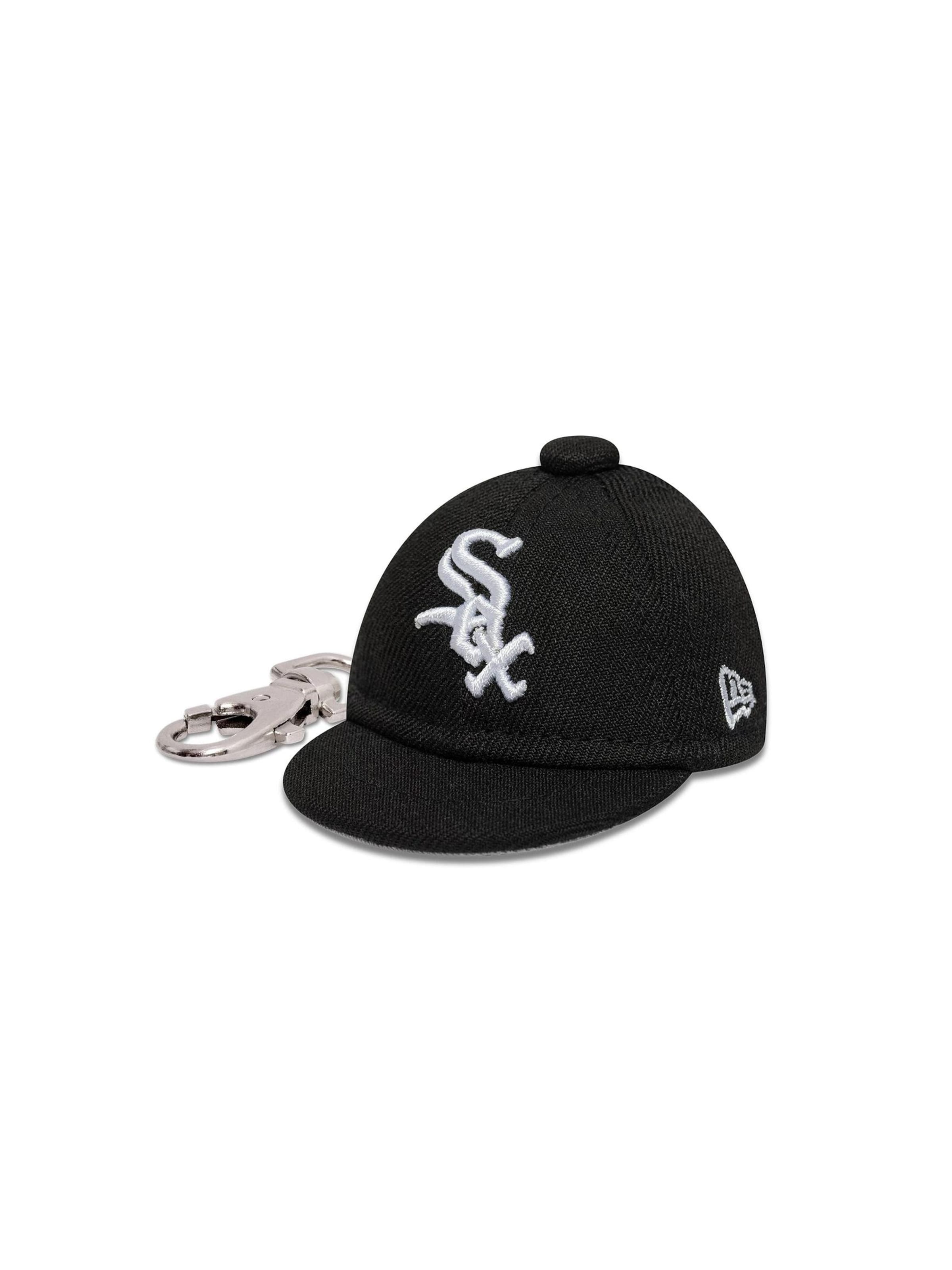 NEW ERA Key Ring 'Mini Cap' in Black, Item view
