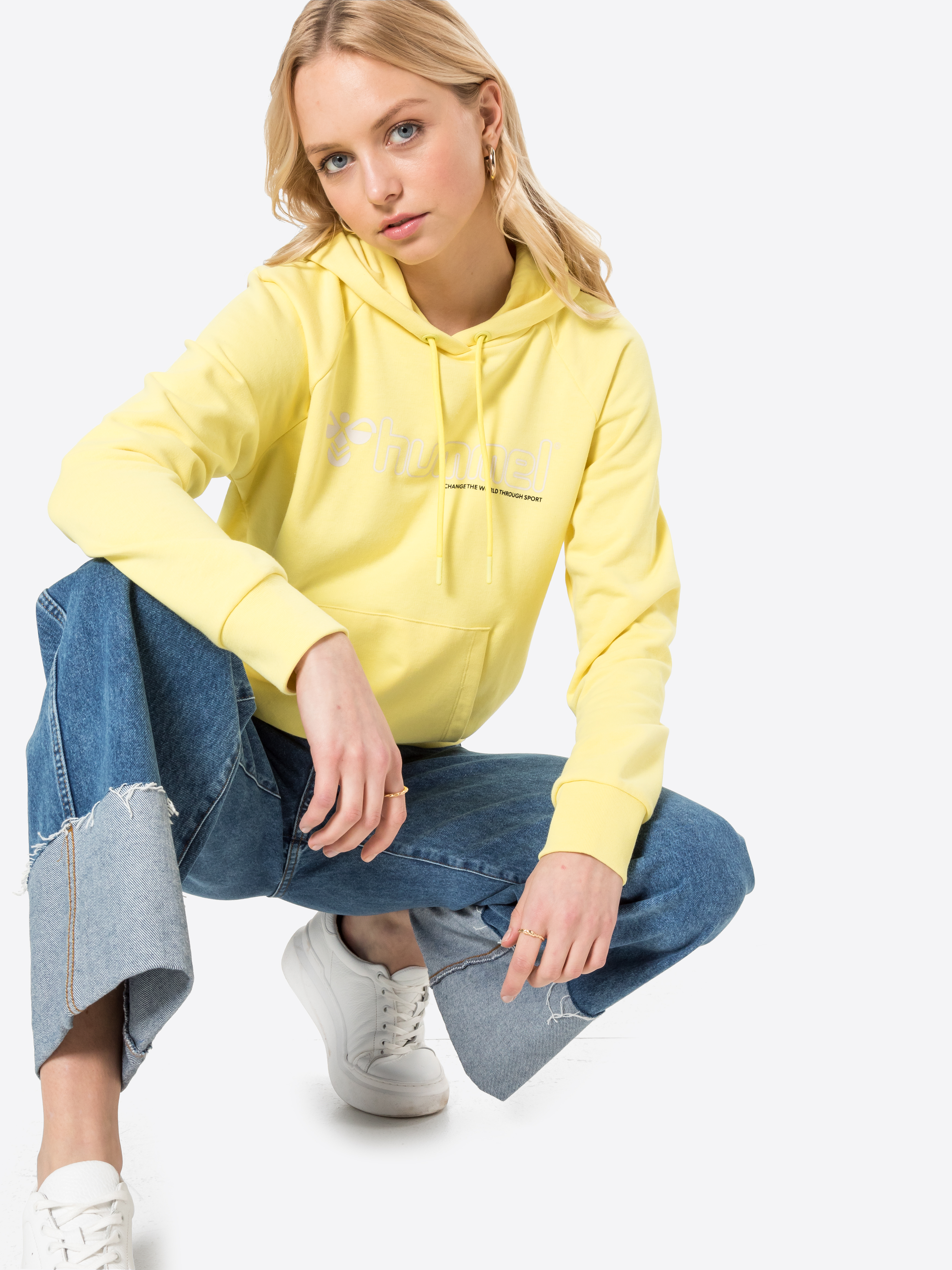 Hummel Sportsweatshirt in Gelb 