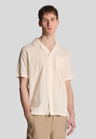 Lyle & Scott Comfort fit Button Up Shirt 'Broderie Resort' in White: front