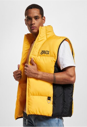 SOUTHPOLE Bodywarmer '1.0' in Geel: voorkant