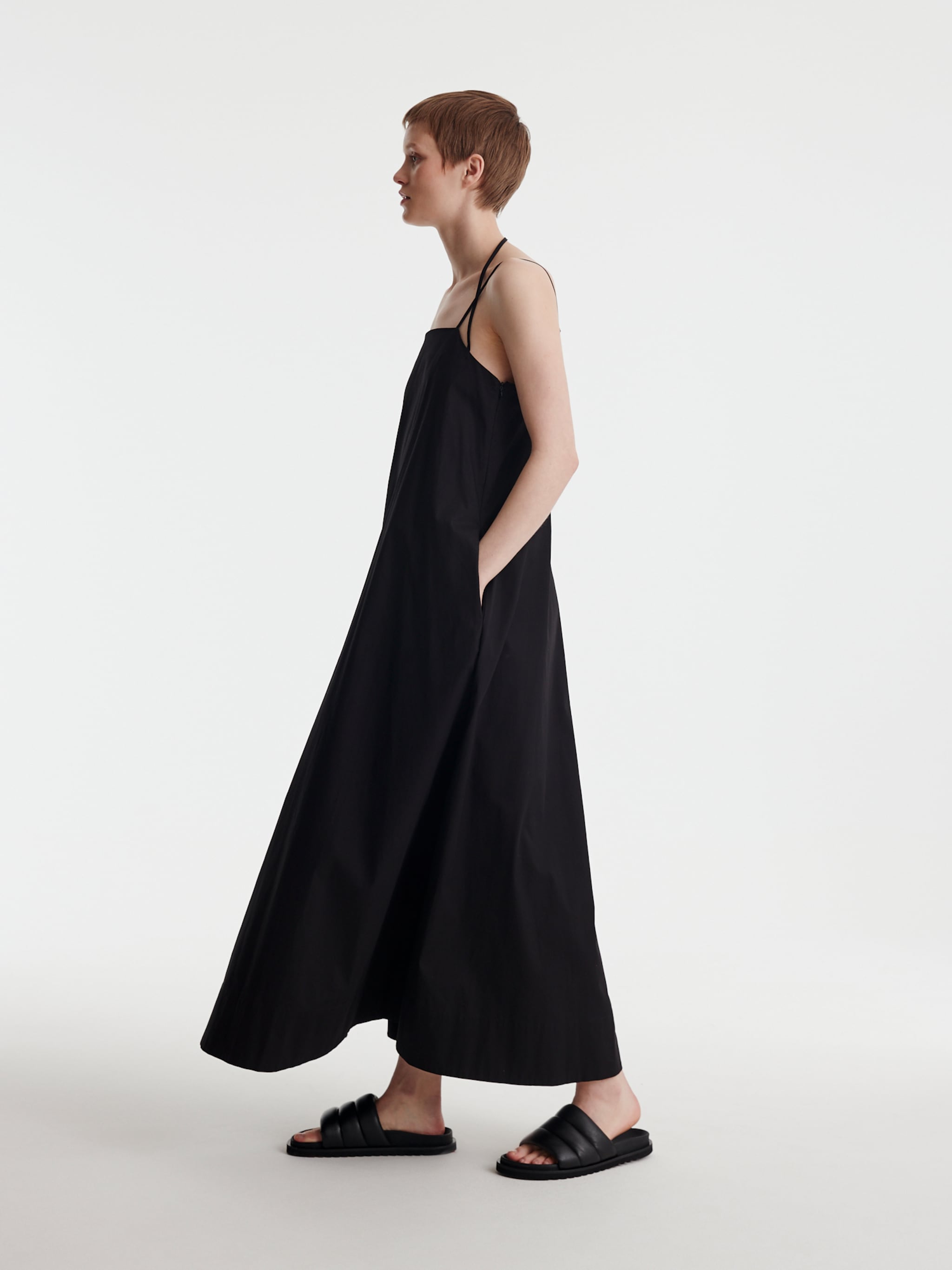 EDITED Produits Robe 'Frieda' noir