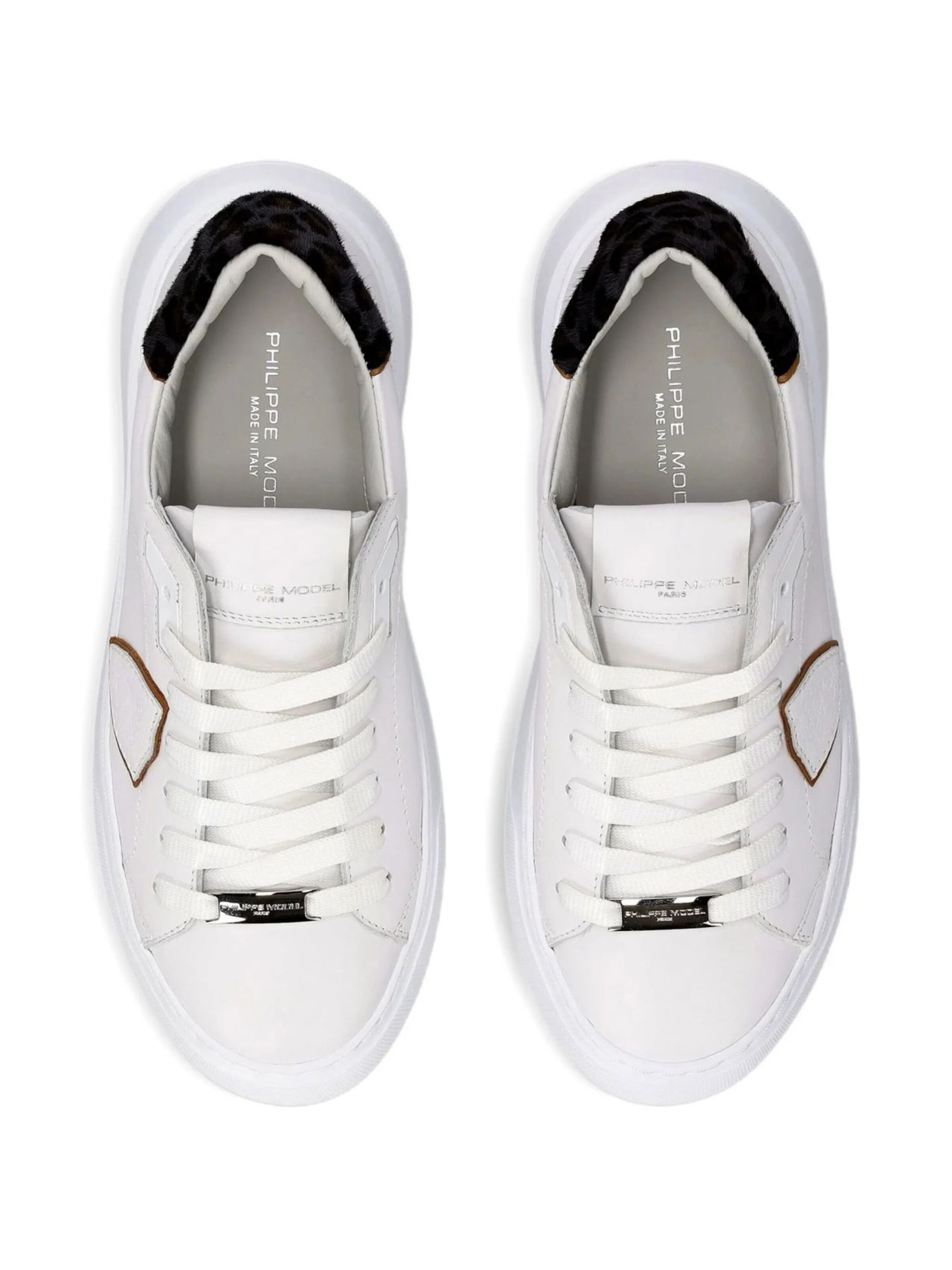 Sneaker bassa di Philippe Model in bianco