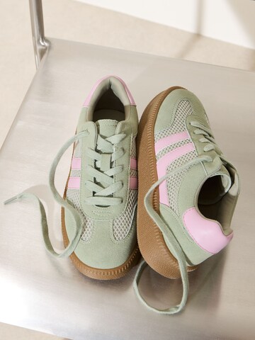 Baskets basses Friends Like These en vert