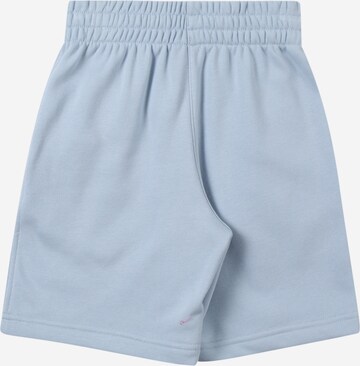regular Pantaloni 'CLUB' di Nike Sportswear in blu