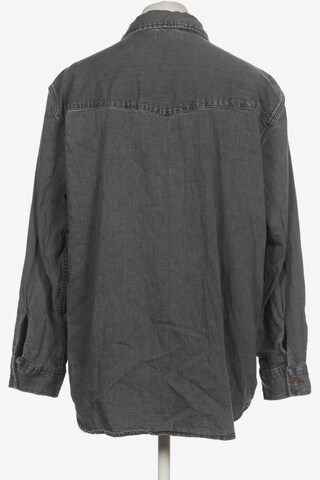 LEVI'S ® Button Up Shirt in XL in Grey