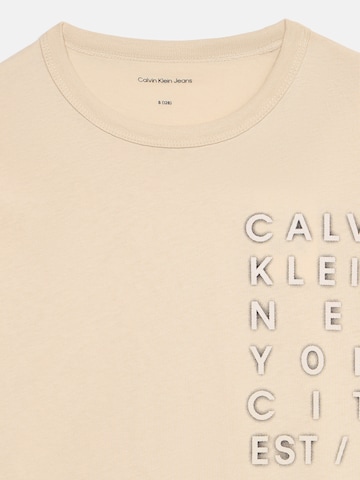 Tricou de la Calvin Klein Jeans pe bej