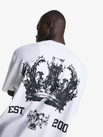 Maglietta di Bershka in bianco