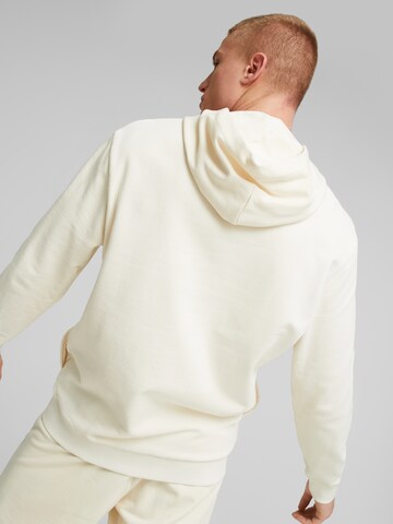 PUMA Αθλητική μπλούζα φούτερ σε λευκό