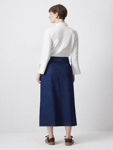 Touche Prive Skirt in Blue