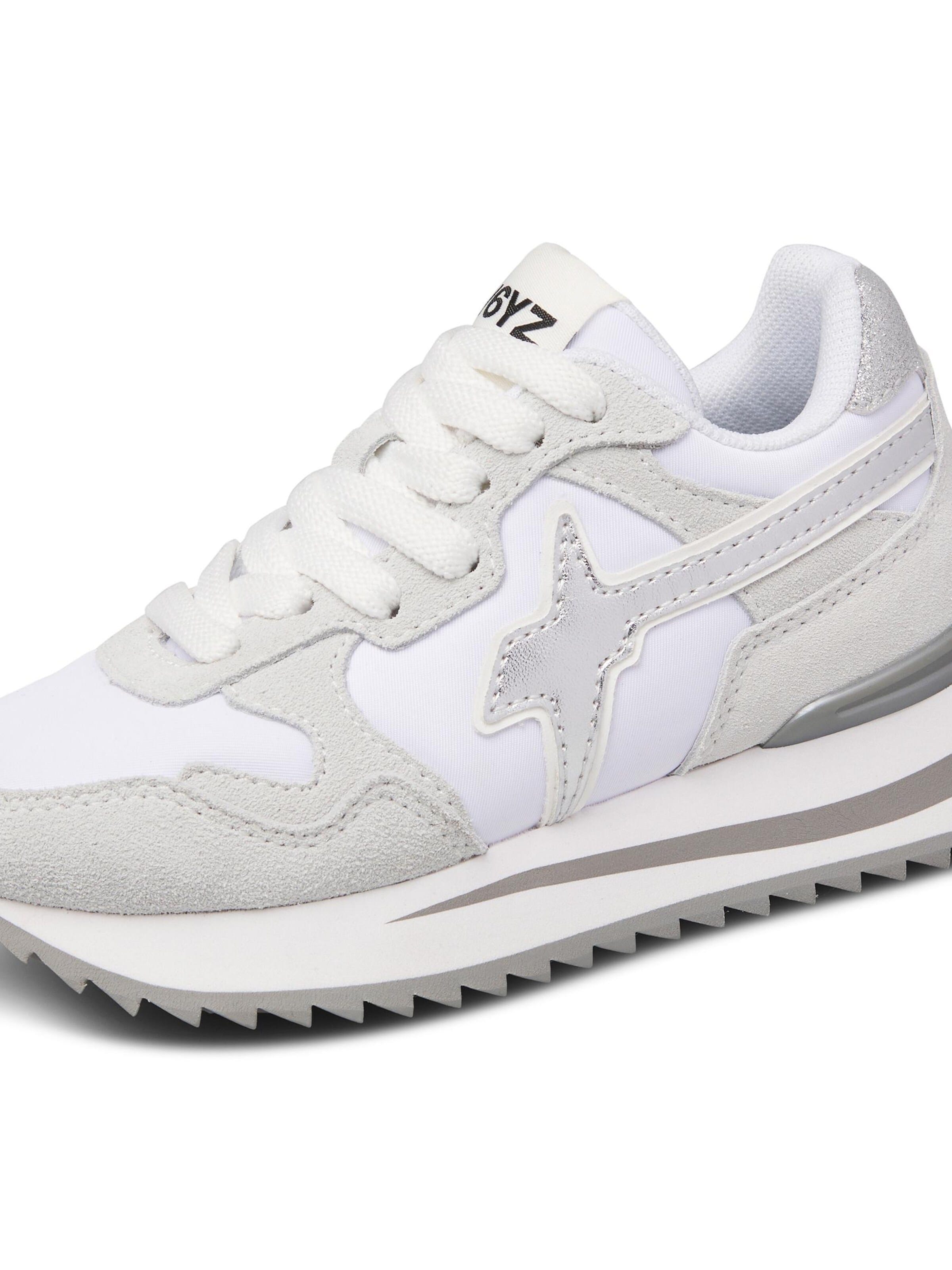 W6YZ Trainers 'TALLY-J.' in White
