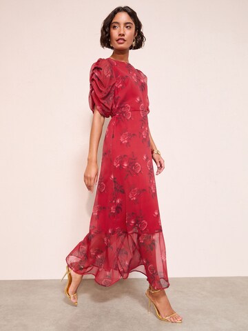 Friends Like These Evening dress in Red