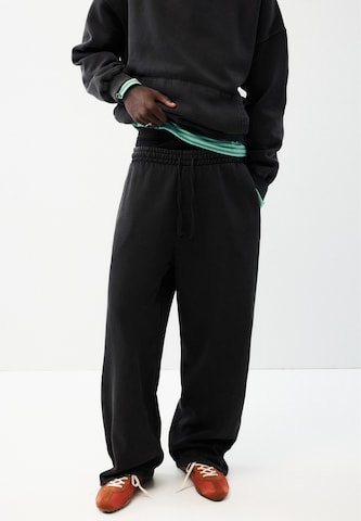 Pull&Bear Baggy Byxa 'STWD' i svart: framsida