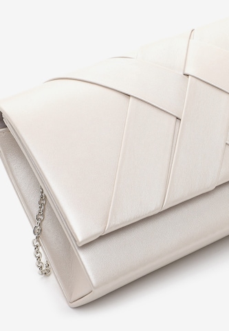 TAMARIS Clutch 'Amalia' in Beige