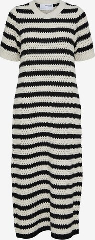 SELECTED FEMME Knitted dress in Black: front