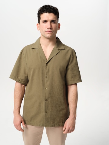 ABOUT YOU x Jaime Lorente Regular fit Button Up Shirt 'Nico' in Green: front