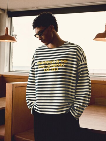 Bershka Majica | modra barva