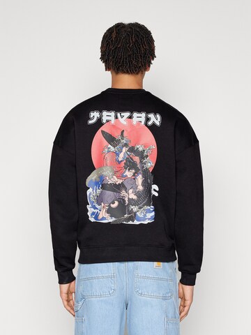 ALPHA INDUSTRIES Свитшот 'Japan Wave Warrior' в Черный: спереди