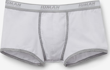 IUMAN Intimissimi Uomo Boxer shorts in White: front