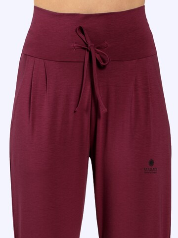 Magadi Regular Workout Pants 'Francis' in Red