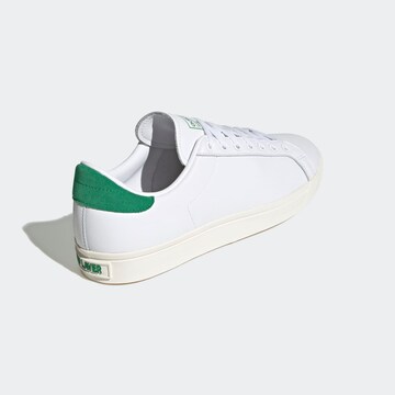 balts ADIDAS ORIGINALS Zemie brīvā laika apavi 'Rod Laver Vintage'