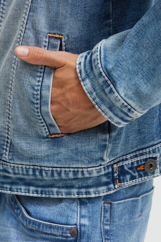 CAMP DAVID Between-Season Jacket in Blue