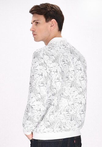 Mo ATHLSR Between-season jacket in White
