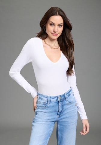 LAURA SCOTT Shaping Bodysuit in White: front