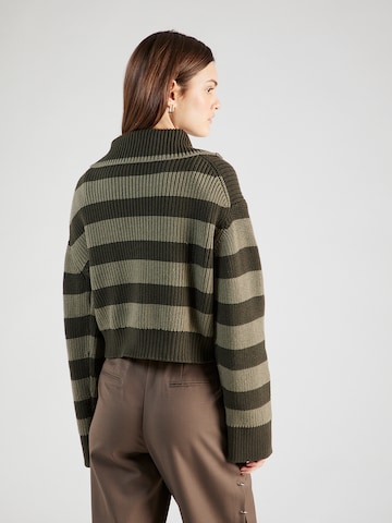 WEEKDAY Pullover 'Grace' in Grün